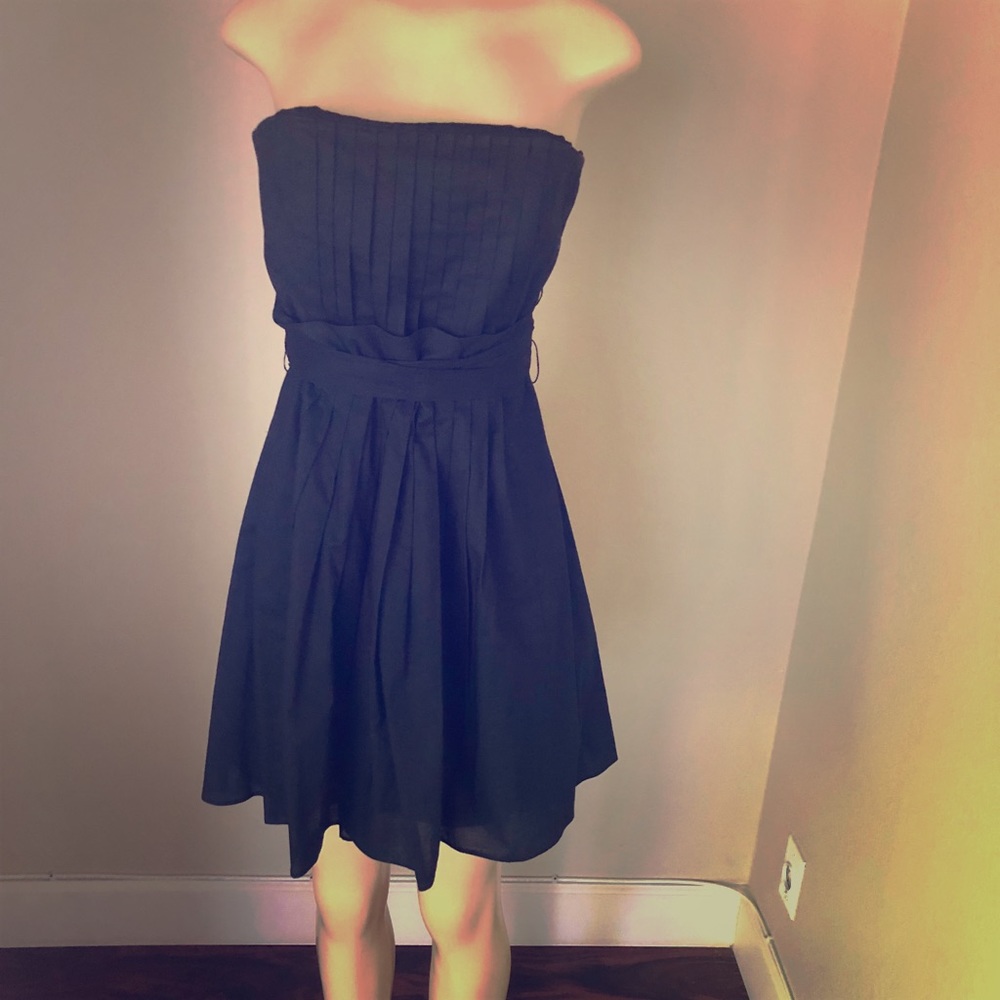 LAUNDRY little black dress sz 4